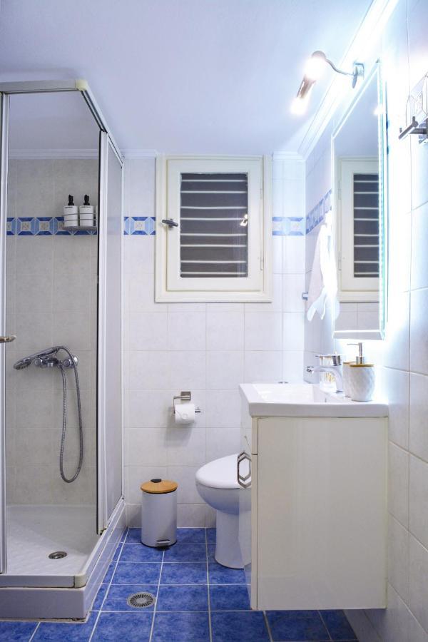 Your Comfy Apartment In Acropolis Area أثينا المظهر الخارجي الصورة