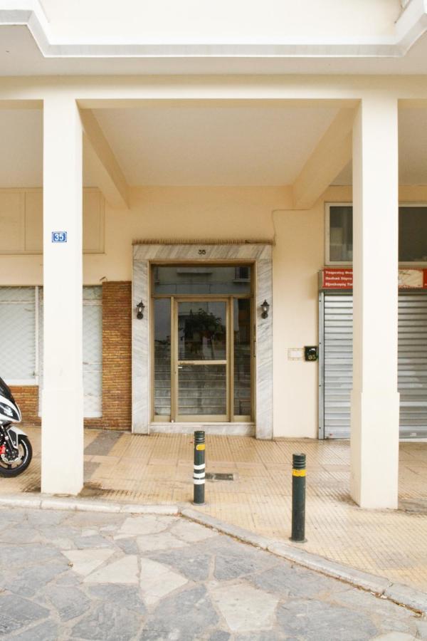Your Comfy Apartment In Acropolis Area أثينا المظهر الخارجي الصورة
