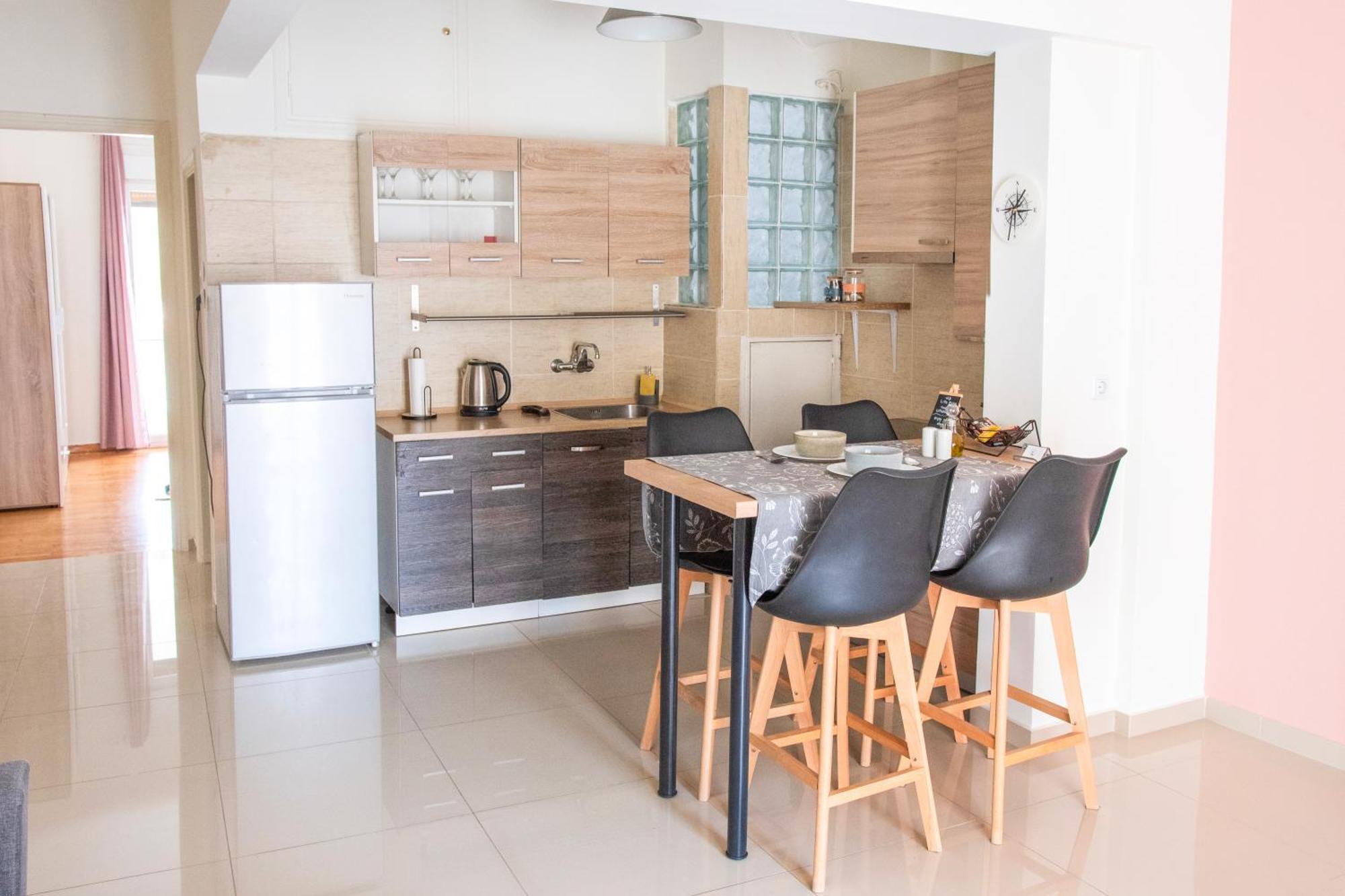 Your Comfy Apartment In Acropolis Area أثينا المظهر الخارجي الصورة